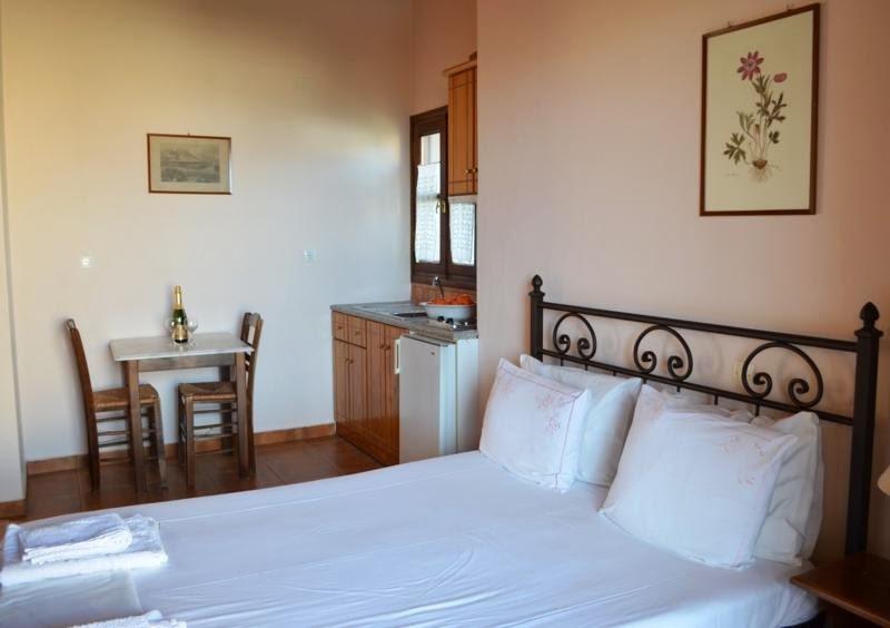 Alexandraki Rooms Poúlithra Zimmer foto